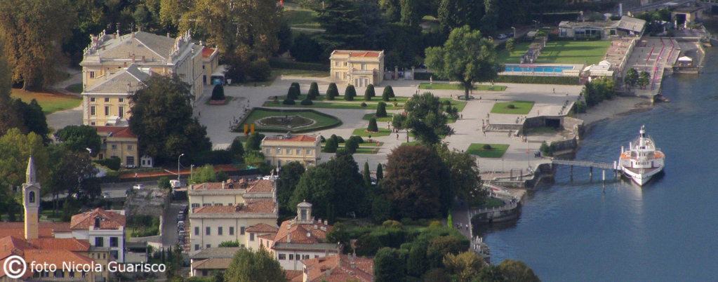 lago di como foto aerea del parco di villa olmo con il piroscafo patria battello a vapore
