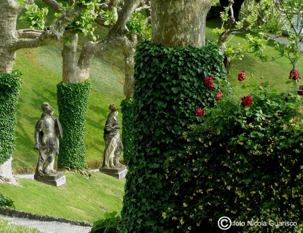 lago di como villa balbianello lenno fai guerre stellari star wars parco giardino rose alberi statue