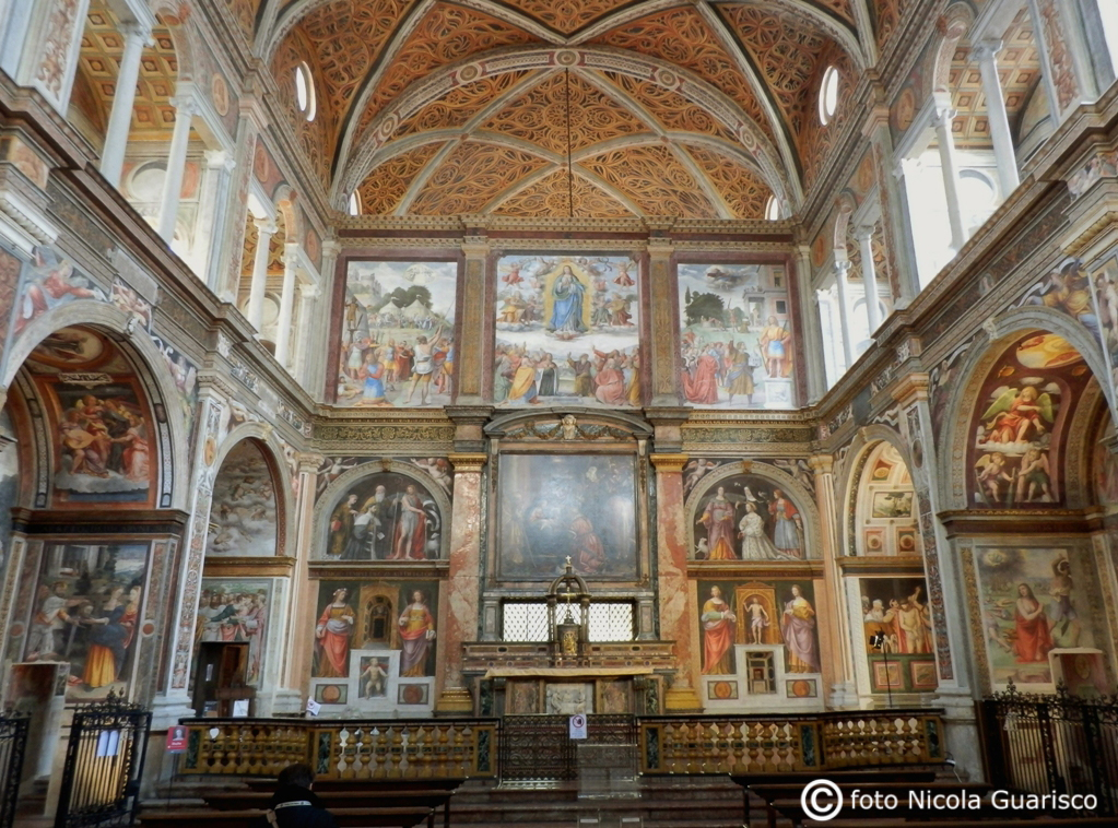chiesa di san maurizio a milano, detta la cappella sistina lombarda per gli affreschi