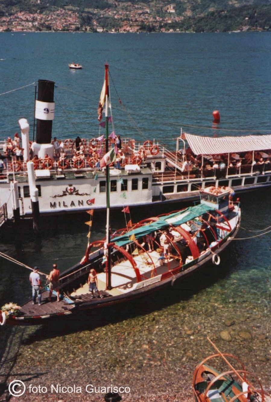 motonave milano, battello a vapore riconvertito con gondola storica, imbarcazioni storiche del lago di como